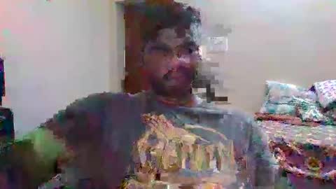 I Am what I Am online show from December 6, 8:18 pm