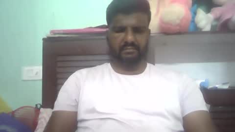 I Am what I Am online show from December 11, 6:58 am