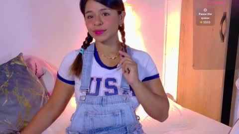 Snapshot of rajjnar_nina chatting on October 4, 4:43 am Nina online show from October 4, 4:43 am