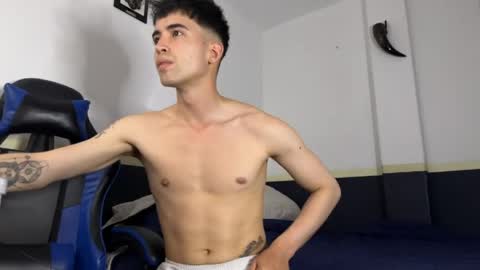 Enzo online show from March 1, 10:23 pm