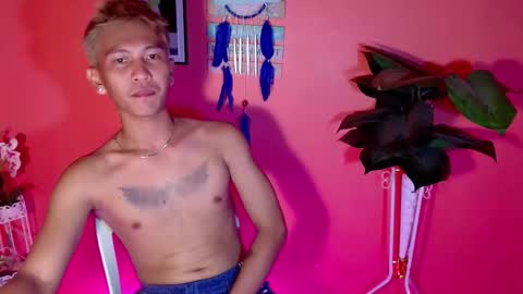 Snapshot of ralfhuge24 chatting on September 24, 6:00 pm ralfhuge24 online show from September 24, 6:00 pm