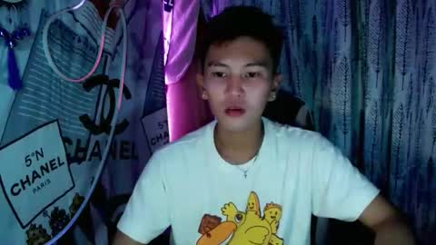 Snapshot of ralfhuge24 chatting on November 30, 2:10 pm ralfhuge24 online show from November 30, 2:10 pm