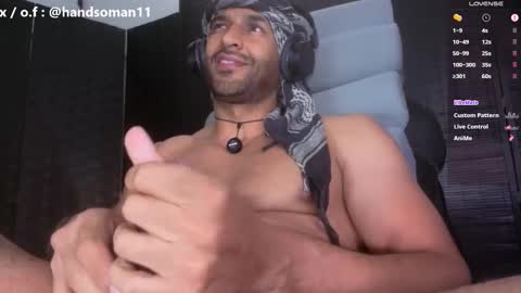 ralfvoss online show from October 12, 10:42 pm