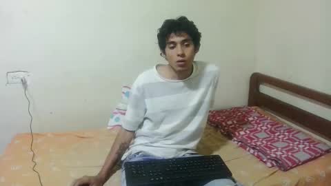 Snapshot of rami_hot0 chatting on December 16, 8:03 pm rami_hot0 online show from December 16, 8:03 pm