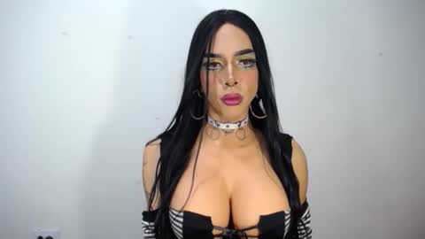 Snapshot of ramonasmit chatting on October 30, 9:26 pm RamonaSmit online show from October 30, 9:26 pm