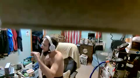 Randall online show from December 7, 1:25 am