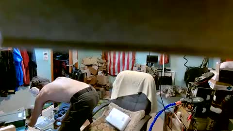 Randall online show from December 7, 4:31 am