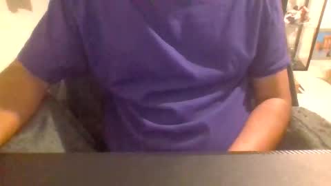 Snapshot of randomguy230500 chatting on December 21, 4:25 pm Randomguy44 online show from December 21, 4:25 pm