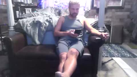 Randy8inbater online show from April 8, 11:43 am