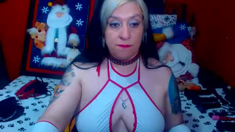 Snapshot of randymaturex01 chatting on December 20, 3:14 am Sonia online show from December 20, 3:14 am