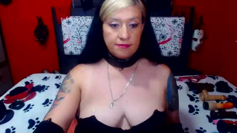 Snapshot of randymaturex01 chatting on January 11, 2:52 am Sonia online show from January 11, 2:52 am