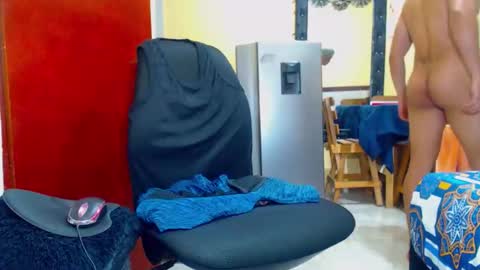 Snapshot of randypein chatting on October 17, 7:38 pm randypein online show from October 17, 7:38 pm
