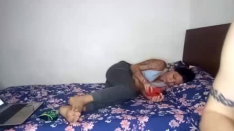 Snapshot of rangel_sex chatting on January 23, 10:33 pm Rangel and Lola online show from January 23, 10:33 pm