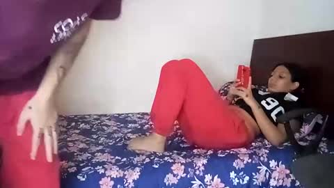 Snapshot of rangel_sex chatting on January 27, 10:06 pm Rangel and Lola online show from January 27, 10:06 pm