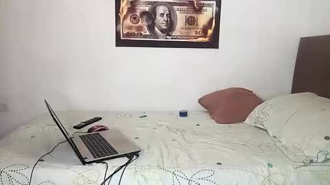 Snapshot of rangel_sex chatting on December 15, 6:23 pm Rangel and Lola online show from December 15, 6:23 pm