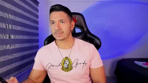 Snapshot of ransoj chatting on November 6, 11:26 pm Jonas online show from November 6, 11:26 pm