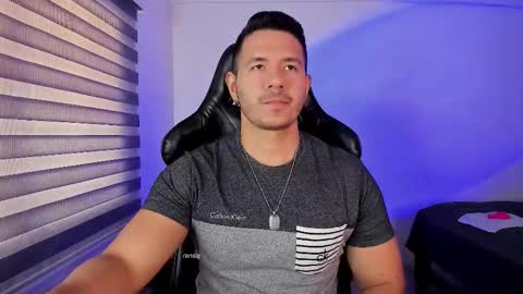 Snapshot of ransoj chatting on November 19, 2:39 pm Jonas online show from November 19, 2:39 pm