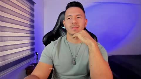 Snapshot of ransoj chatting on December 4, 2:48 pm Jonas online show from December 4, 2:48 pm