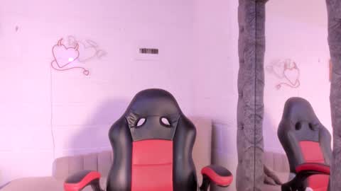 Raquel online show from September 27, 9:09 pm