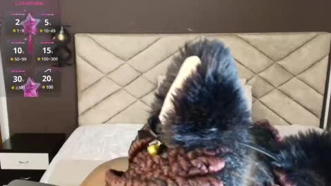 Snapshot of raqueljones_ chatting on February 9, 2:29 pm Raquel online show from February 9, 2:29 pm