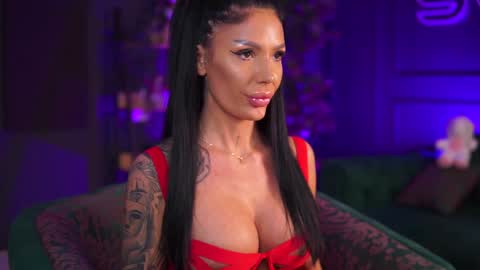 Raquelle online show from December 21, 12:53 am