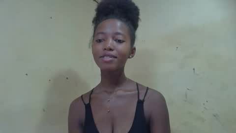 Snapshot of rasoanirinaa chatting on March 4, 3:56 am rasoanirinaa online show from March 4, 3:56 am