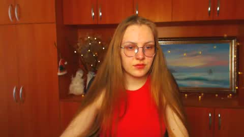 raspberry0101 online show from February 26, 1:41 pm