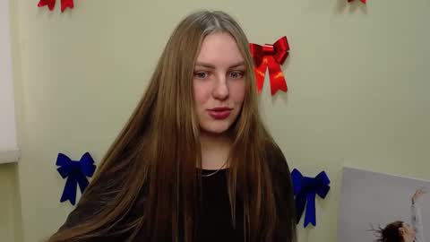 raspberry0101 online show from March 3, 12:58 pm