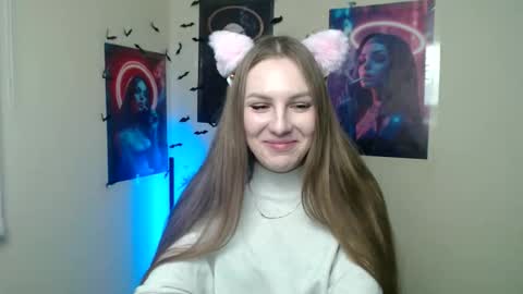 raspberry0101 online show from November 8, 1:11 pm