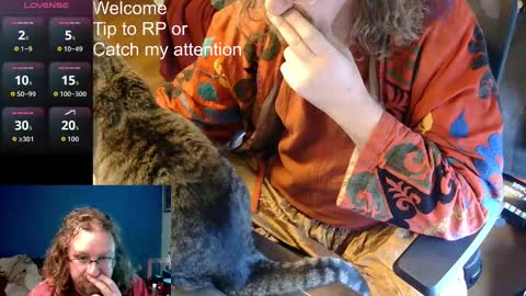 Snapshot of rathie chatting on October 13, 2:28 pm rathie online show from October 13, 2:28 pm