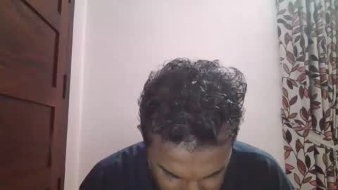 Snapshot of raul2k2 chatting on April 18, 7:51 pm raul2k2 online show from April 18, 7:51 pm