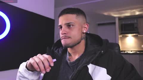 Snapshot of rausch77 chatting on March 11, 3:16 am rausch77 online show from March 11, 3:16 am