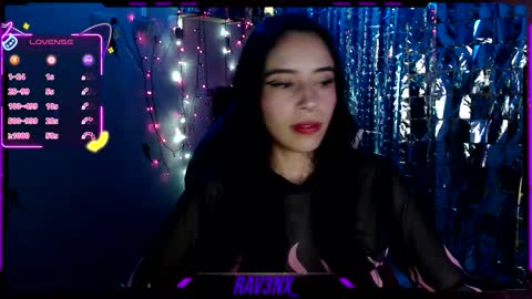   online show from January 9, 11:13 am