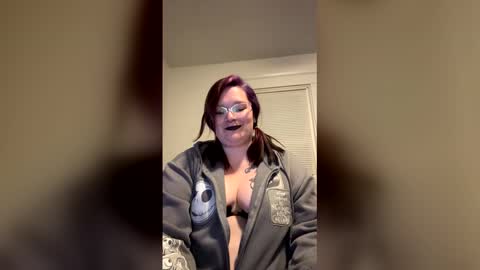 raven6922 online show from April 13, 5:13 am