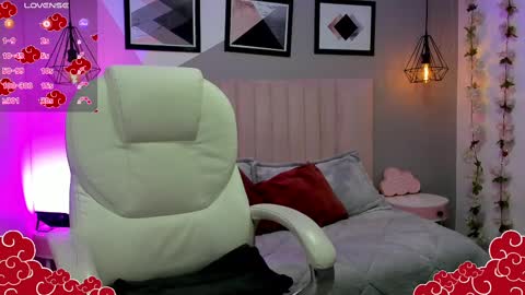Snapshot of raven_dooll chatting on October 19, 5:19 am Raven online show from October 19, 5:19 am