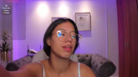 Snapshot of raven_stonee chatting on September 23, 3:20 am Raven online show from September 23, 3:20 am