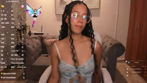 Snapshot of raven_stonee chatting on October 17, 3:20 am Raven online show from October 17, 3:20 am