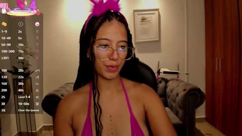 Snapshot of raven_stonee chatting on November 2, 3:20 am Raven online show from November 2, 3:20 am