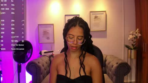 Snapshot of raven_stonee chatting on November 9, 3:16 am Raven online show from November 9, 3:16 am