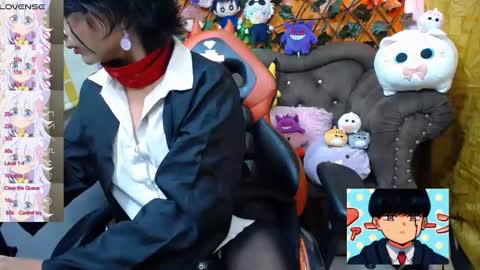 RavenN  online show from February 21, 5:31 pm