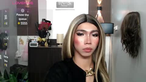 Snapshot of ravennax chatting on February 17, 6:15 pm ravennaxx online show from February 17, 6:15 pm