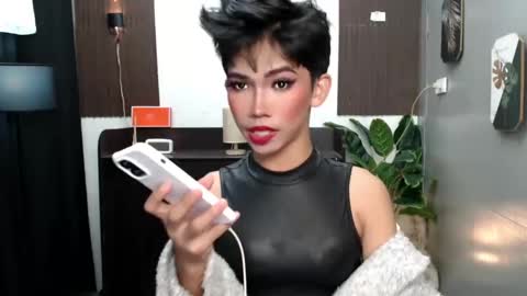 Snapshot of ravennax chatting on February 27, 12:32 am ravennaxx online show from February 27, 12:32 am