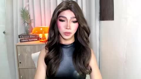 Snapshot of ravennax chatting on October 26, 7:31 pm ravennaxx online show from October 26, 7:31 pm