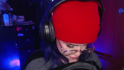 raventh_ online show from November 26, 12:06 pm