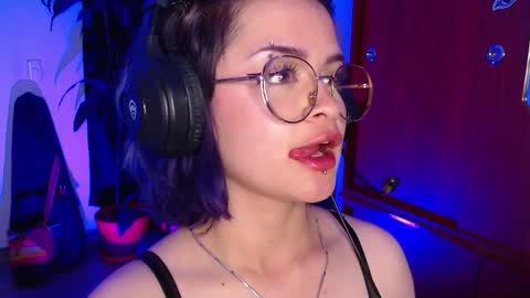 raventh_ online show from January 14, 2:17 am