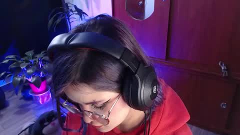 raventh_ online show from February 7, 1:31 am