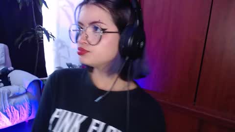 raventh_ online show from February 12, 12:55 pm