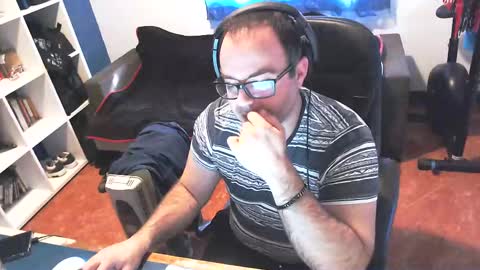 ravingr3d3 online show from February 18, 3:21 pm