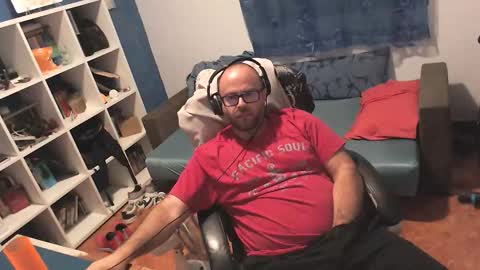 ravingr3d3 online show from September 15, 10:43 pm