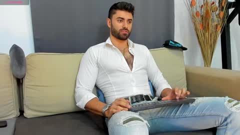 Adam online show from December 2, 5:15 am